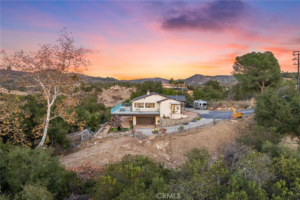 44310 Calle Bernardo