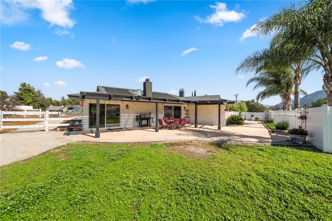 28885 E Vallejo Avenue