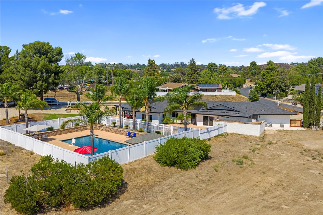 28885 E Vallejo Avenue