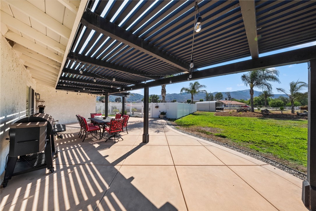 28885 E Vallejo Avenue