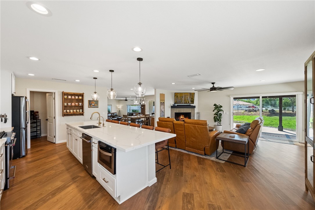 28885 E Vallejo Avenue