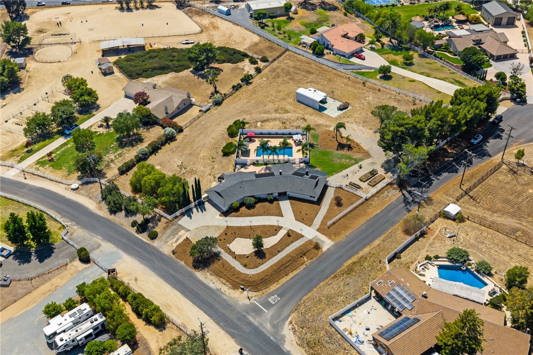 28885 E Vallejo Avenue