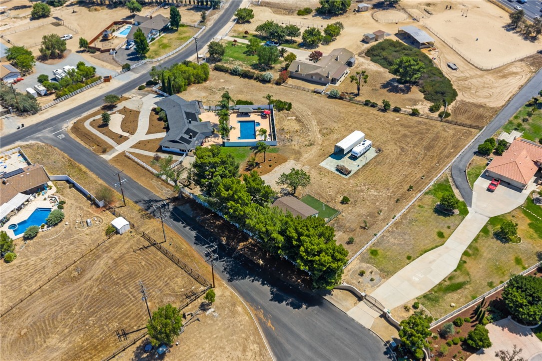 28885 E Vallejo Avenue