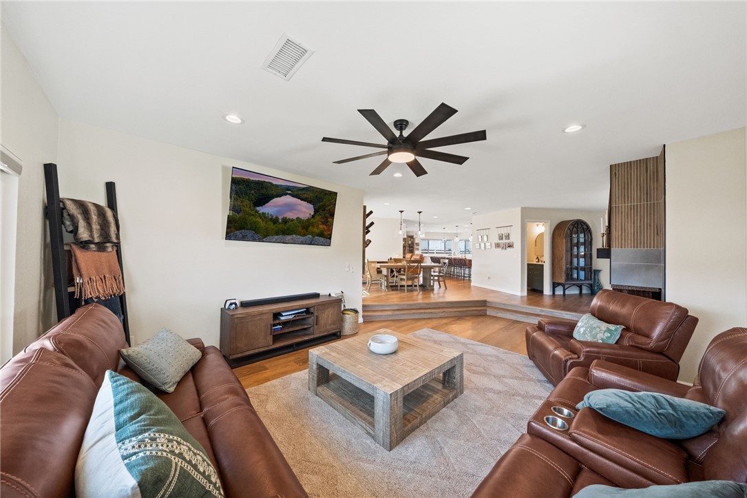 28885 E Vallejo Avenue