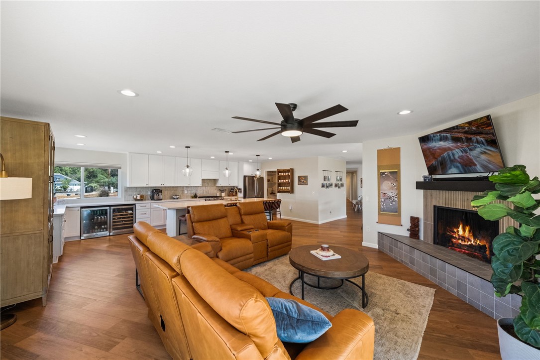 28885 E Vallejo Avenue