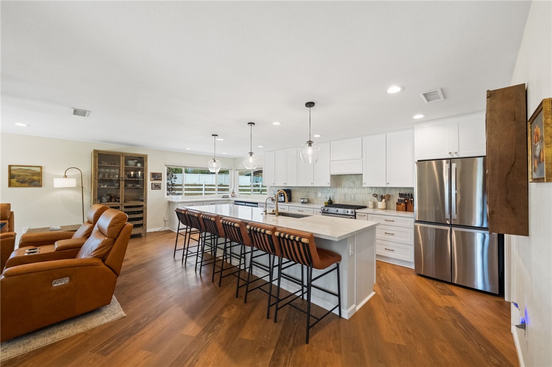 28885 E Vallejo Avenue