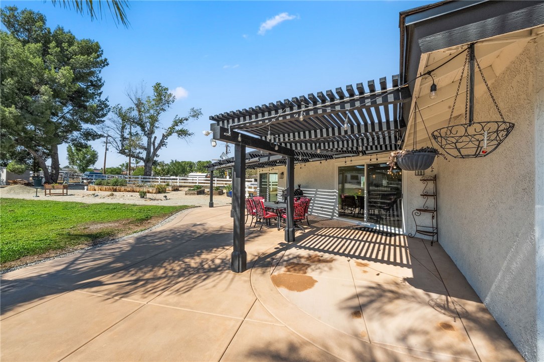 28885 E Vallejo Avenue