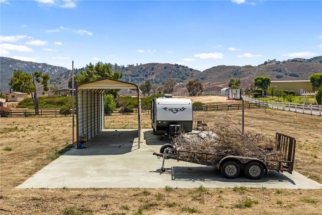 28885 E Vallejo Avenue