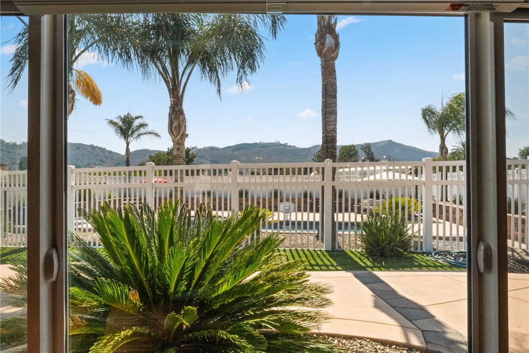 28885 E Vallejo Avenue