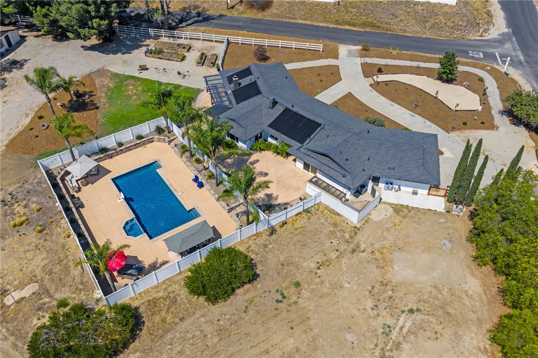 28885 E Vallejo Avenue