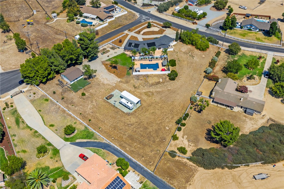 28885 E Vallejo Avenue