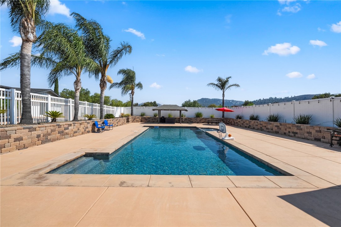 28885 E Vallejo Avenue