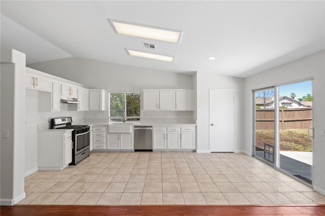 23012 Teil Glen Road