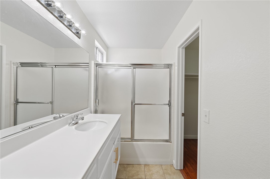 23012 Teil Glen Road