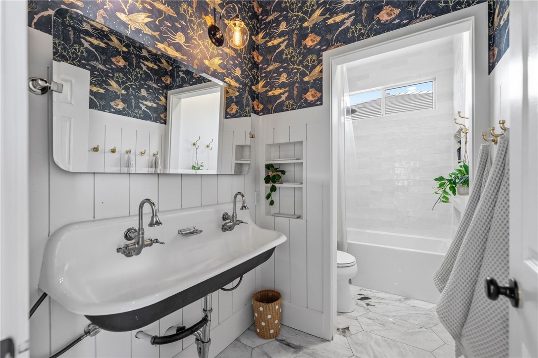 26589 Evergreen Avenue