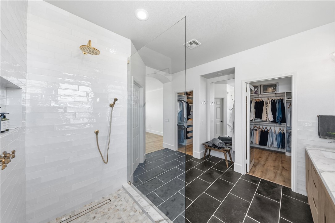 26589 Evergreen Avenue