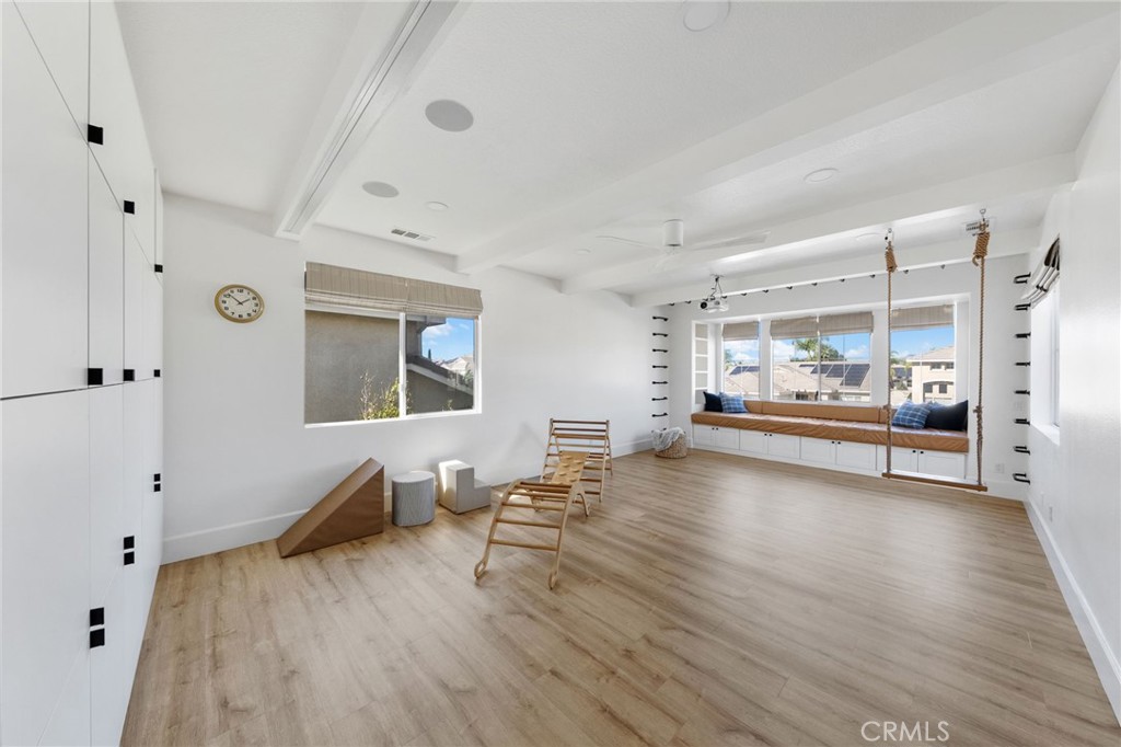 26589 Evergreen Avenue