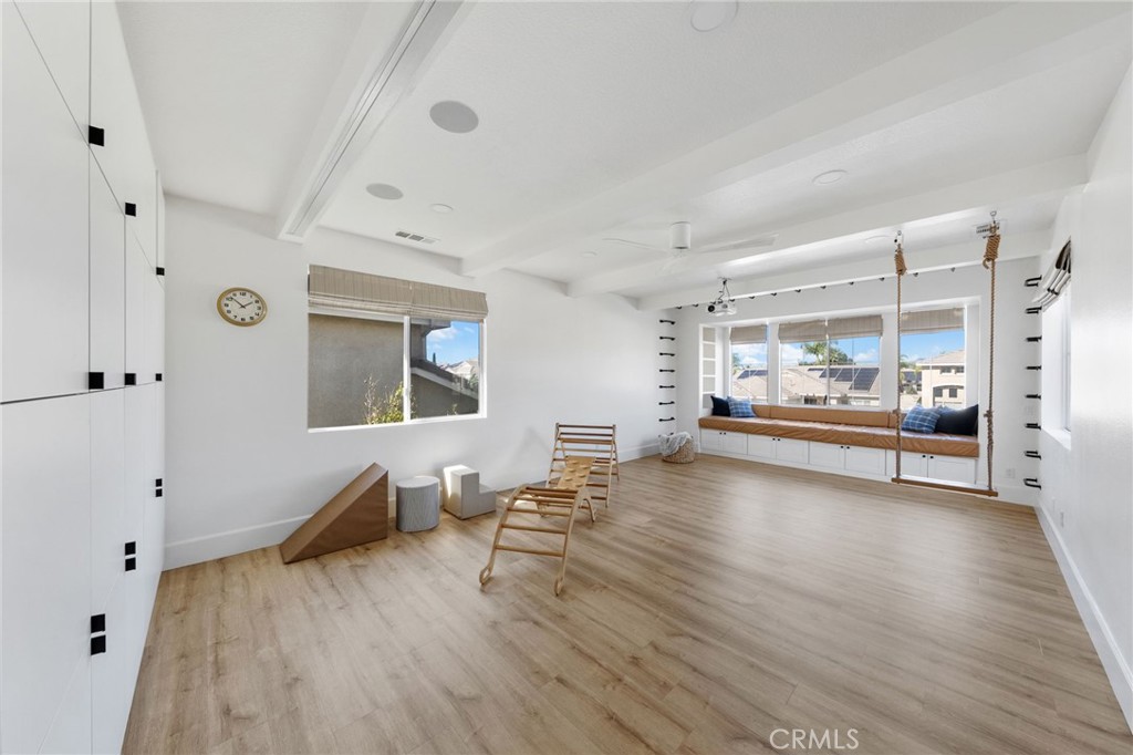 26589 Evergreen Avenue