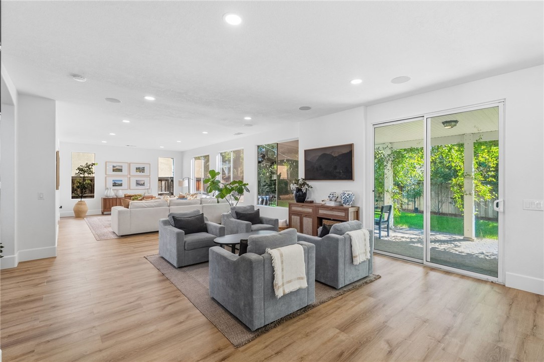 26589 Evergreen Avenue