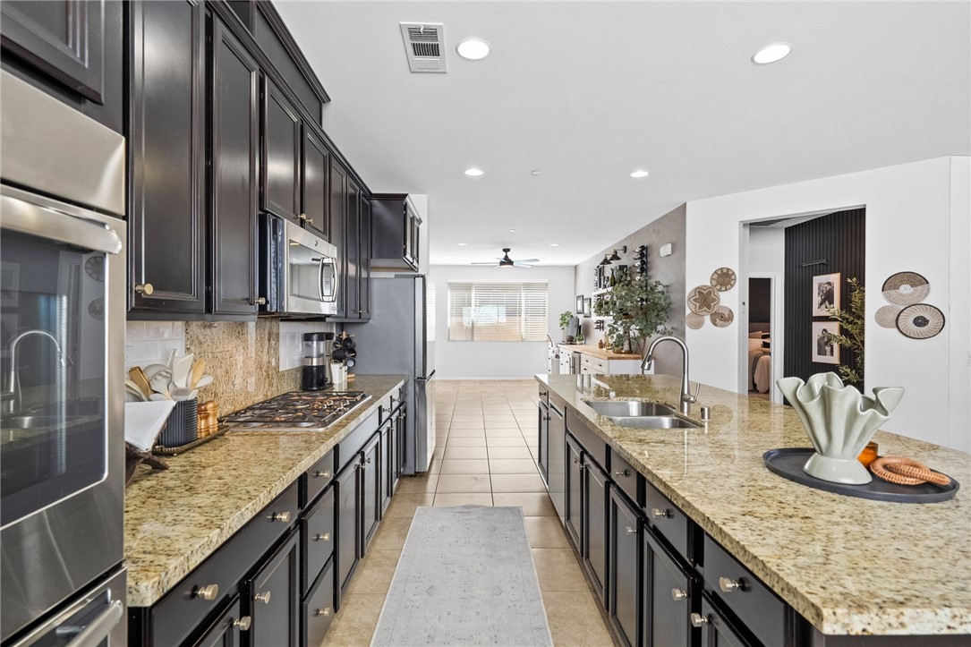 37521 Coffeeberry Court