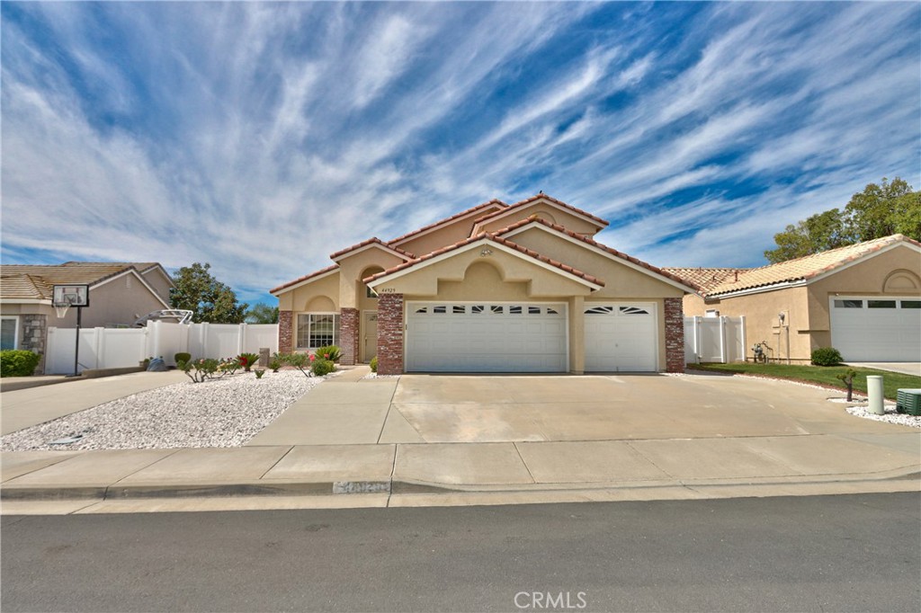 44929 Camino Alamosa