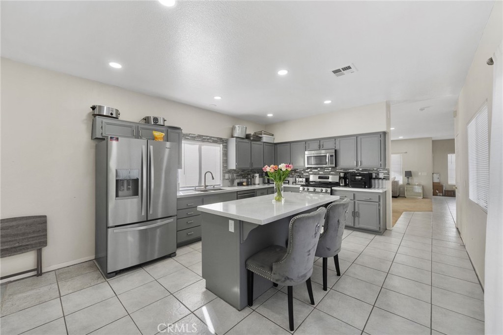 1494 Rabbit Peak Way