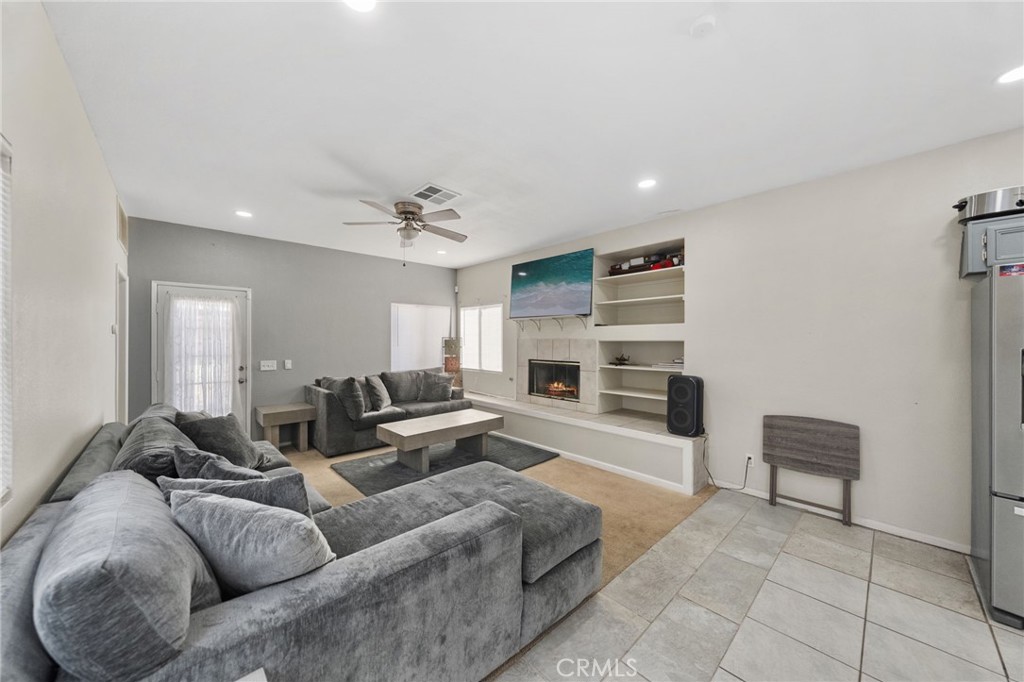 1494 Rabbit Peak Way