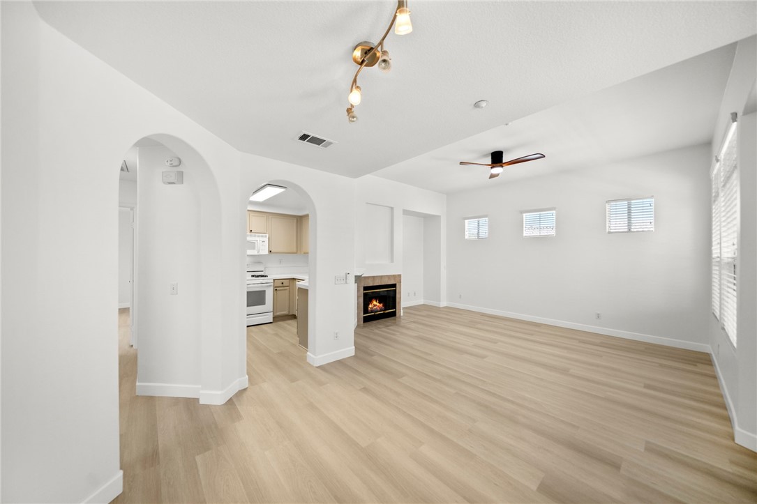 30433 Buccaneer Bay F