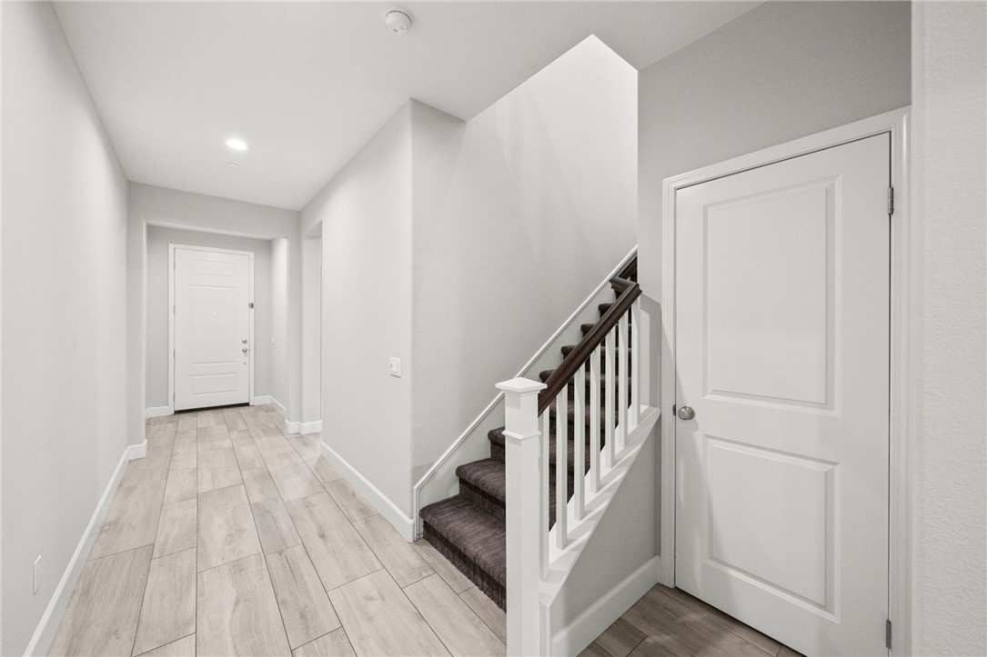 34421 Champoux Court