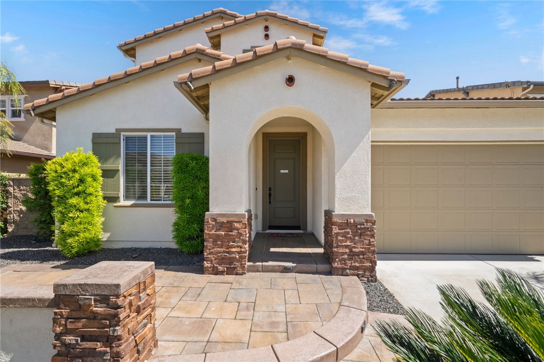34421 Champoux Court