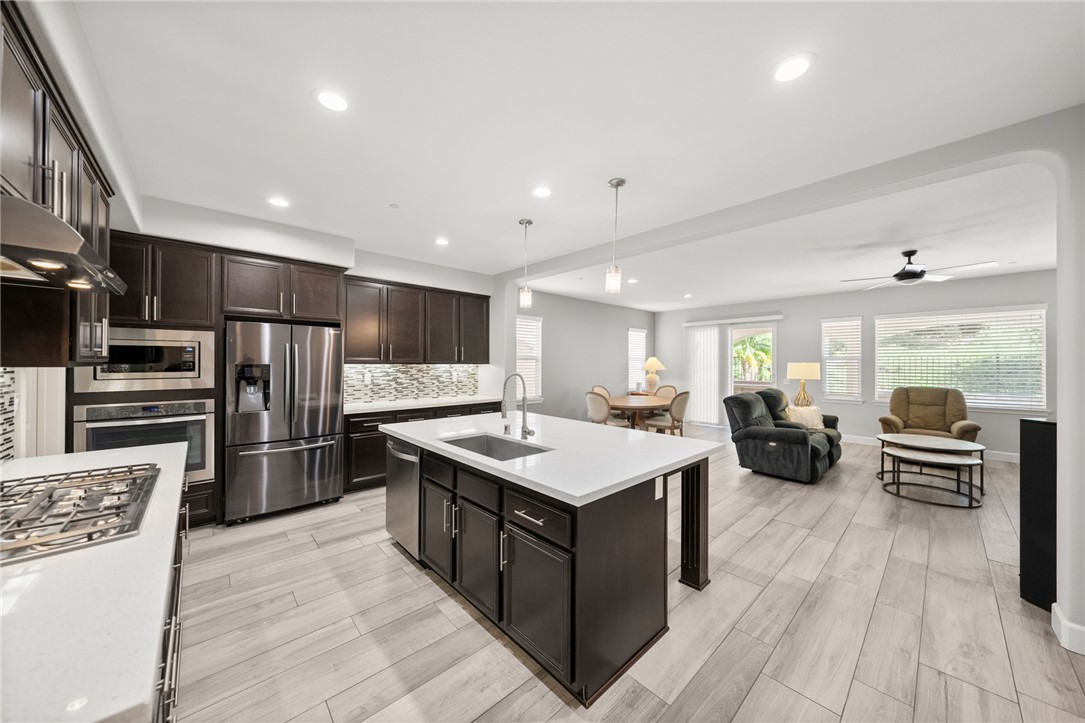 34421 Champoux Court