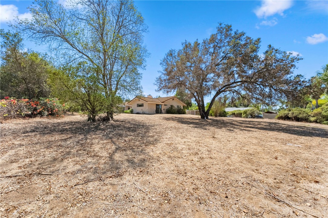1732 E Mission Road