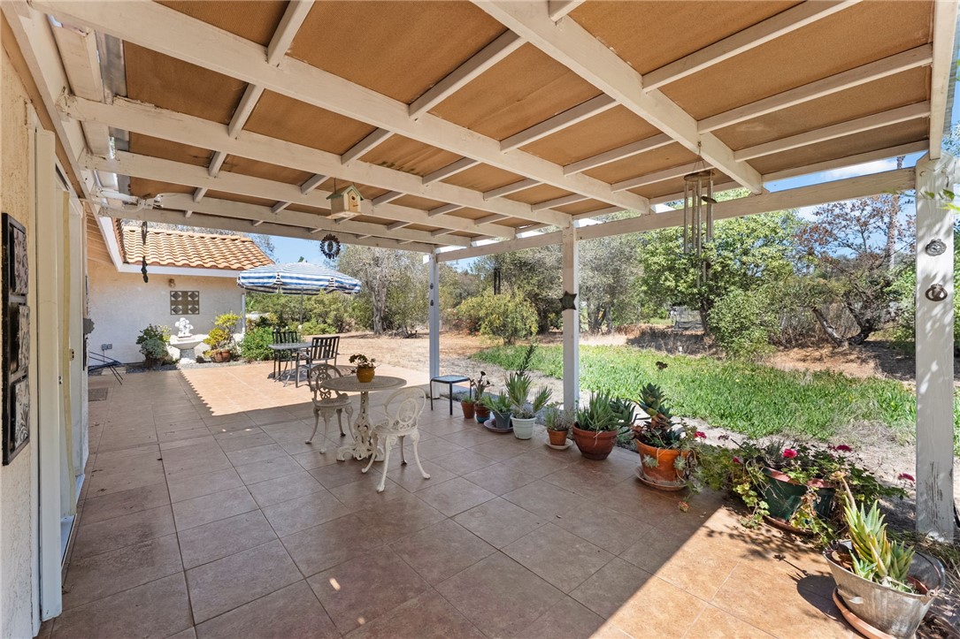 1732 E Mission Road