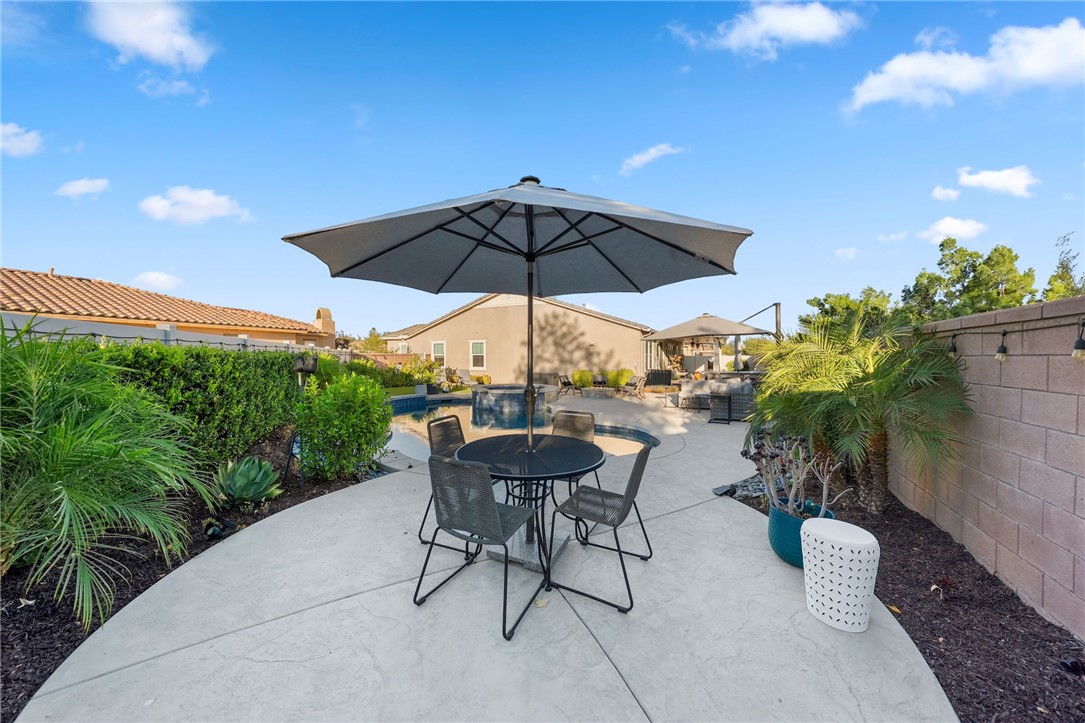30109 Old Court