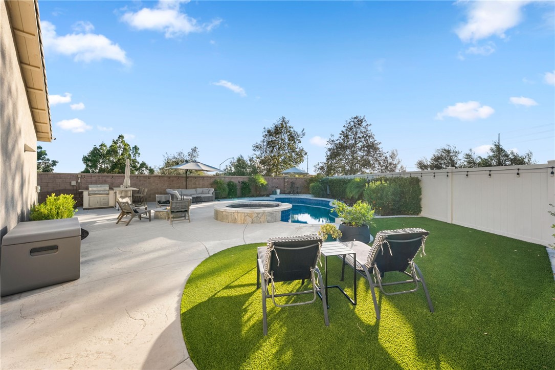 30109 Old Court