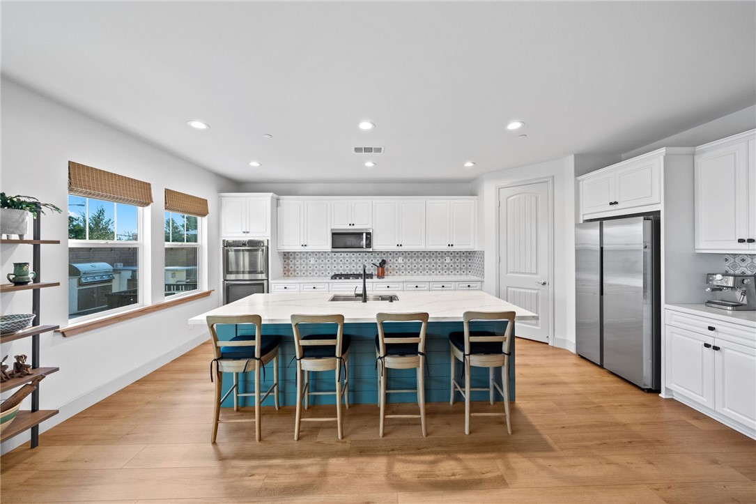 30109 Old Court