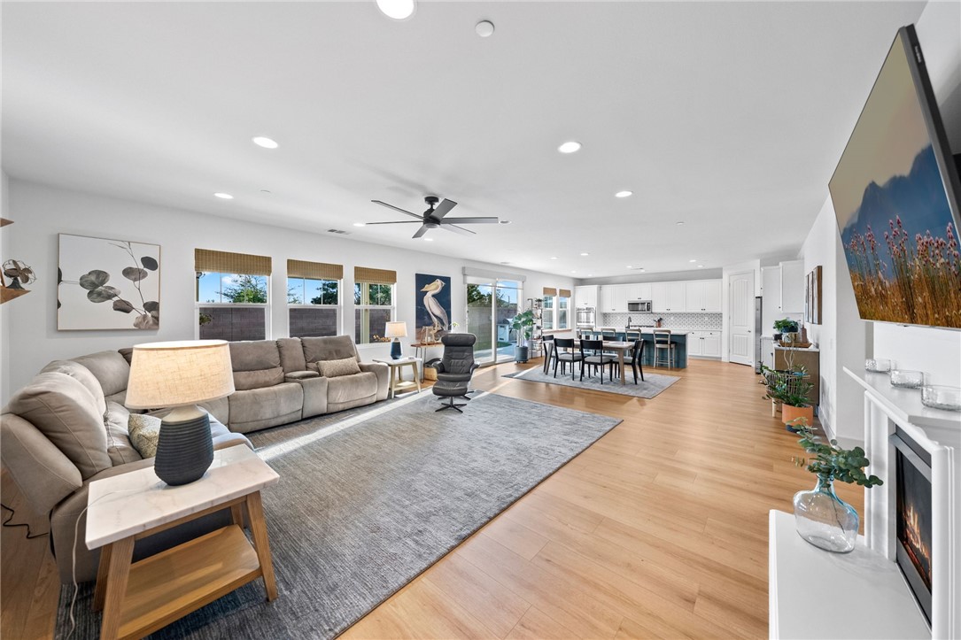 30109 Old Court