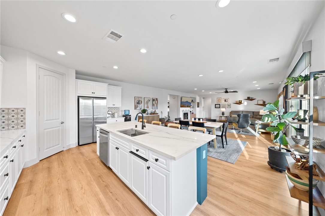 30109 Old Court