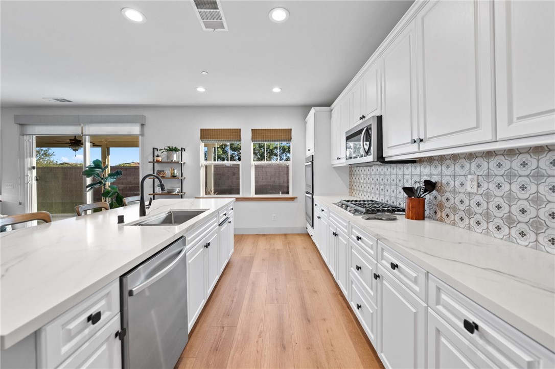 30109 Old Court