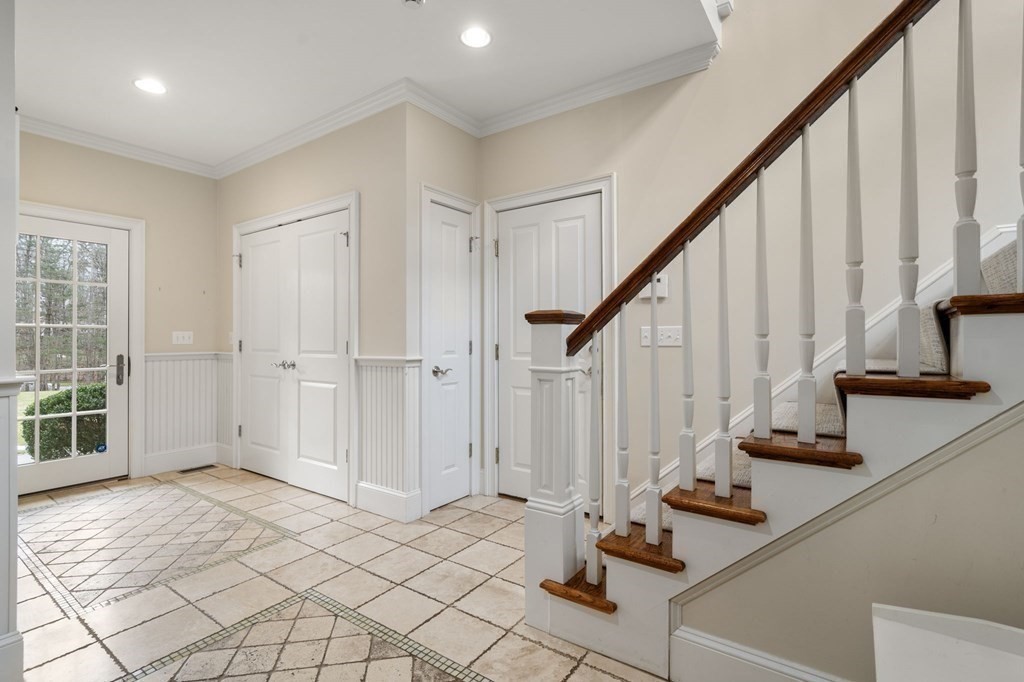 7 Donnelly Dr