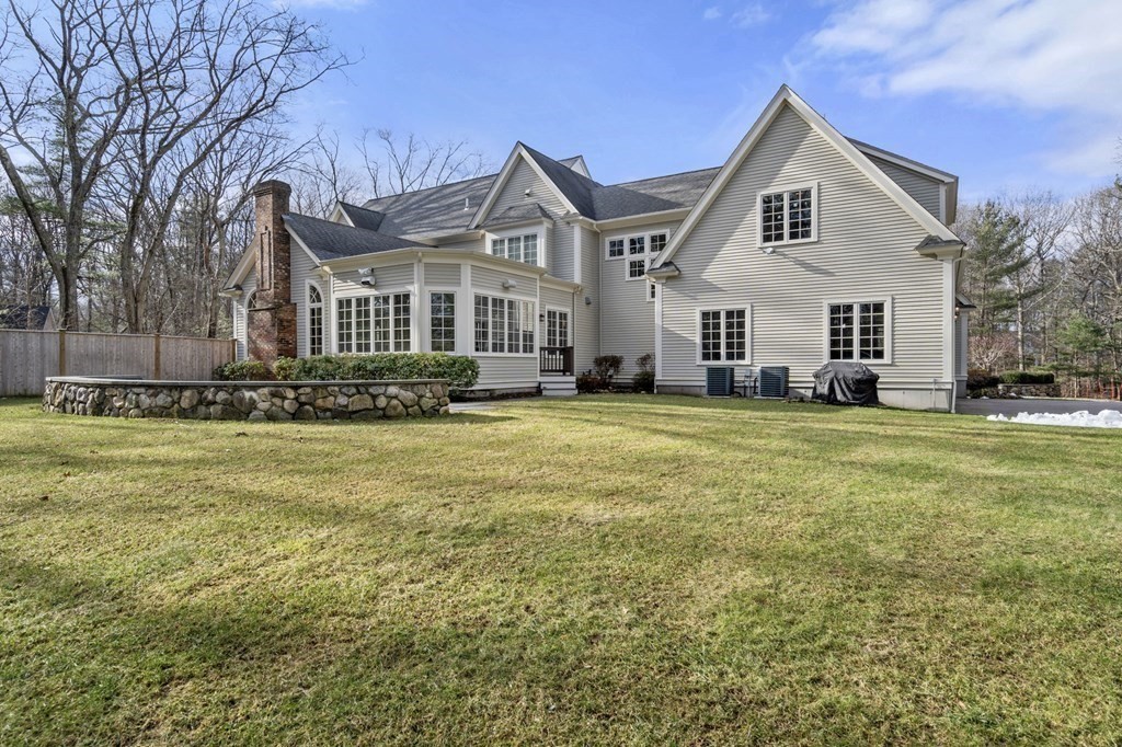 7 Donnelly Dr