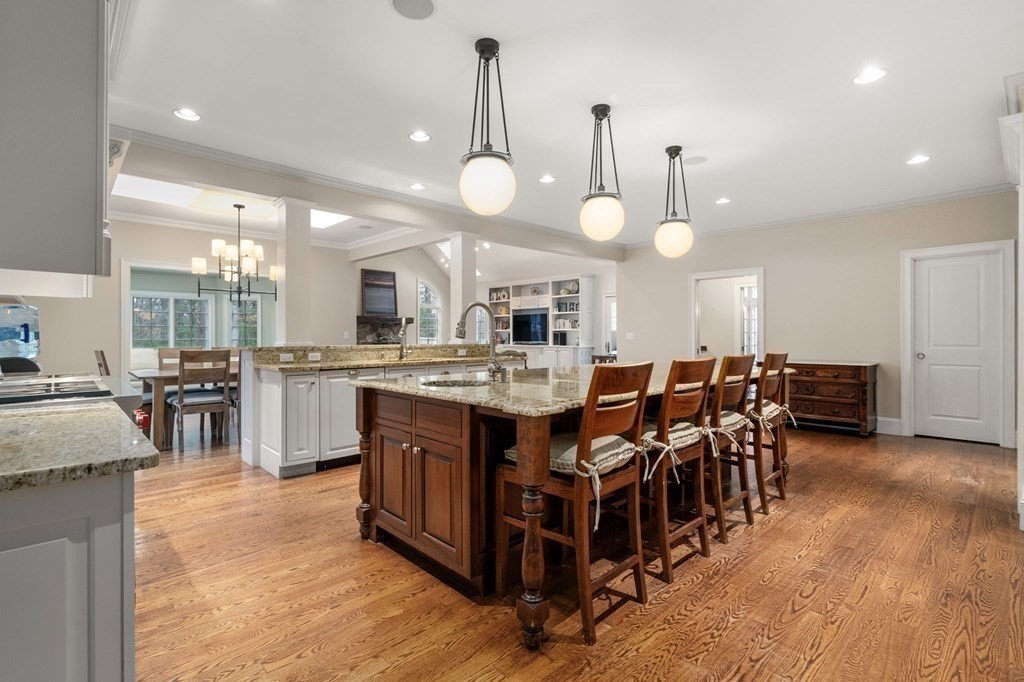 7 Donnelly Dr
