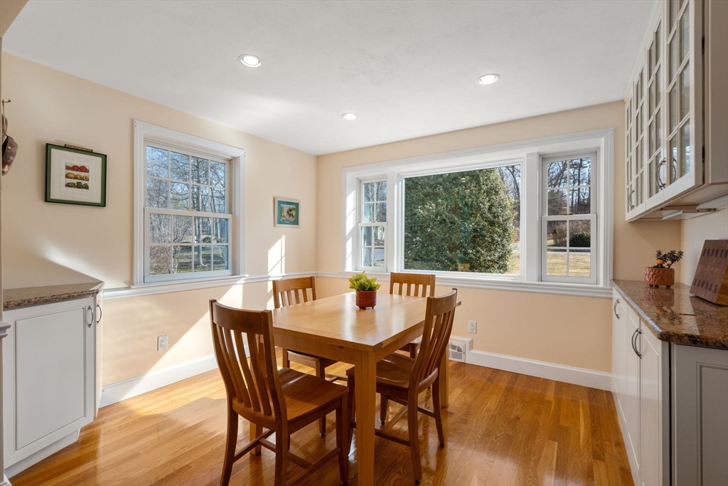 8 Raleigh Rd