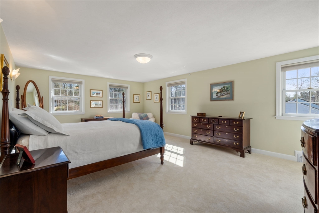 8 Raleigh Rd