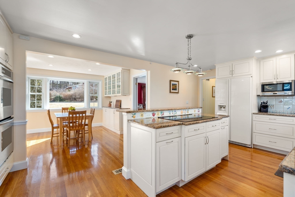 8 Raleigh Rd