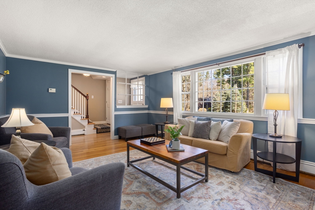 11 Fox Lane