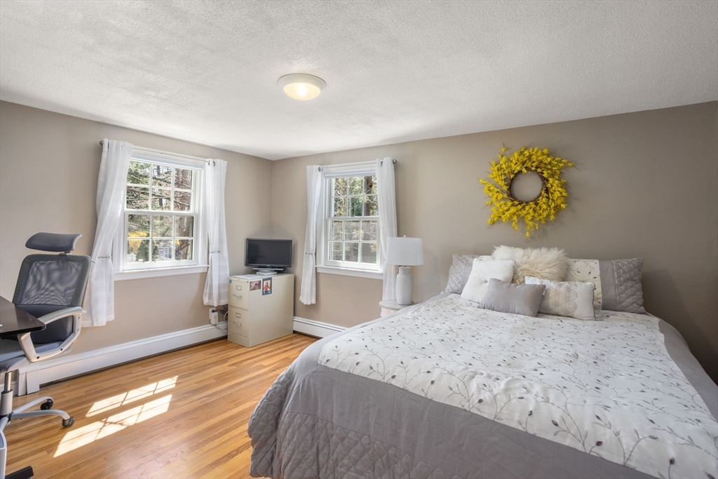 11 Fox Lane