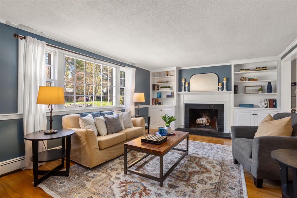 11 Fox Lane
