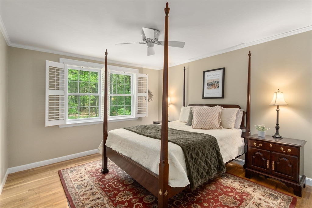 12 Pleasant St