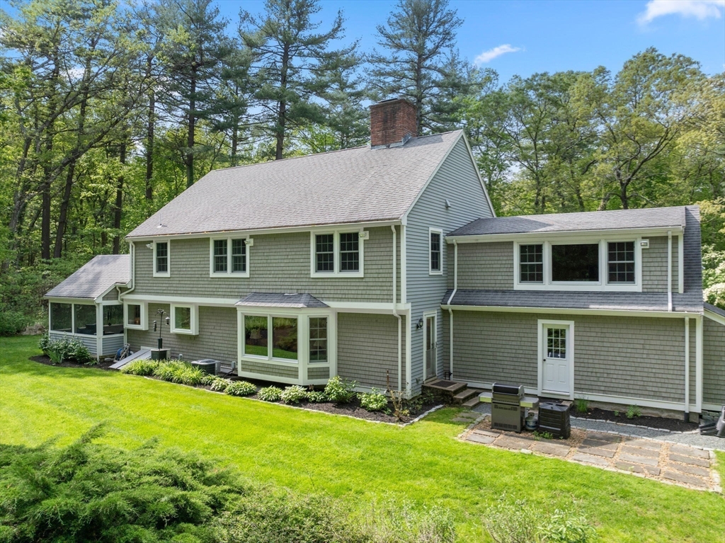 12 Pleasant St